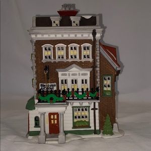Dept 56 Crown and Cricket Inn 1st edition.